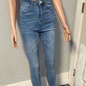 Full Length No Rip High Waisted Jeans Dark Wash